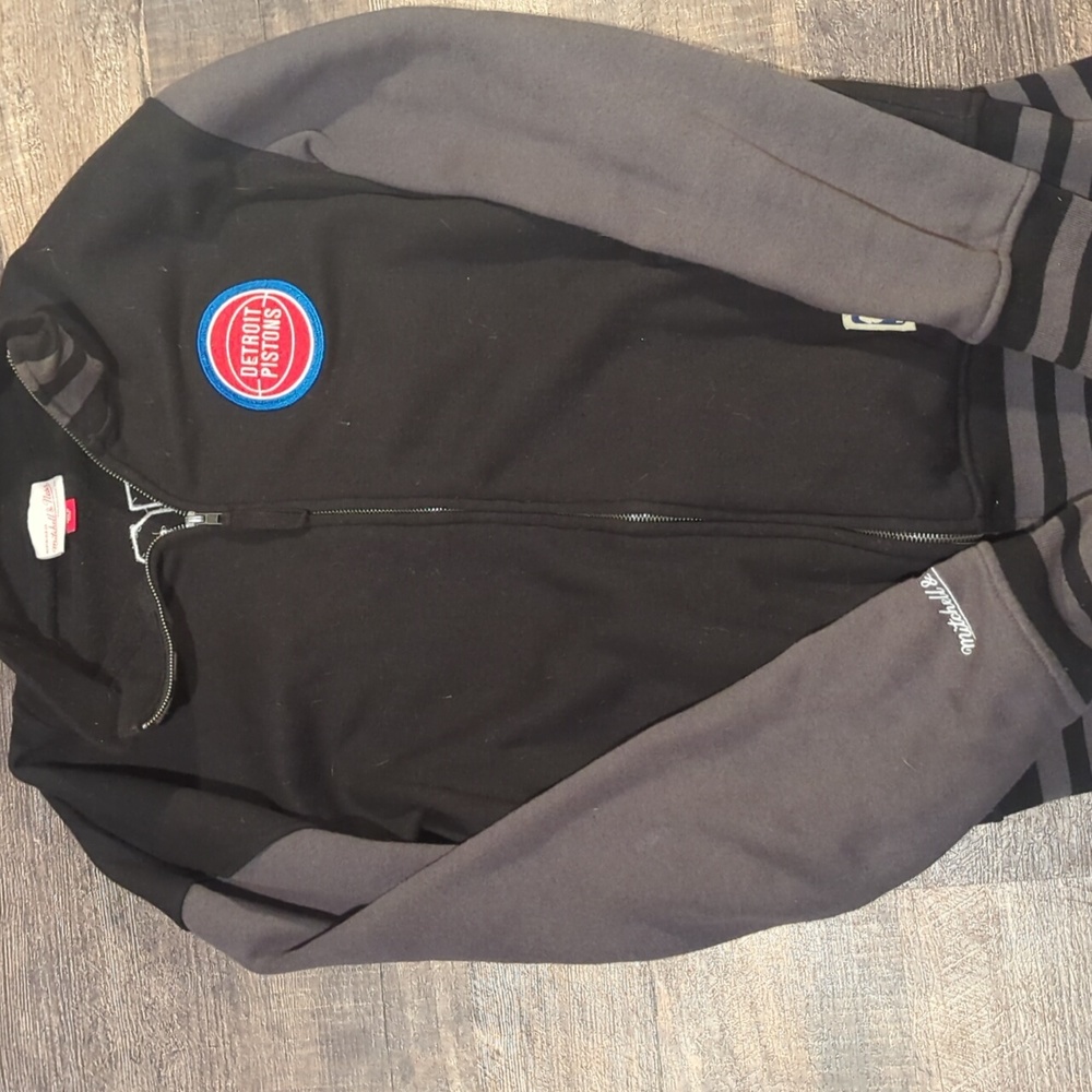 Mitchell n Ness Detroit Pistons thick premium bomber jacket- Hardwood Classics